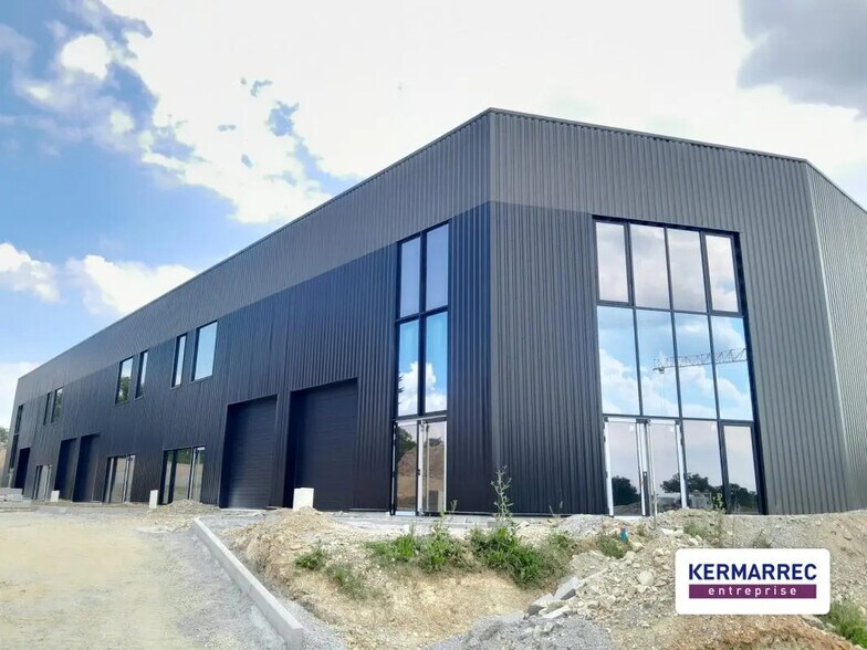 Flex in Betton for lease - Building Photo - Image 1 of 4