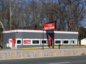 2106 Pulaski Hwy, Edgewood, MD for lease Building Photo- Image 2 of 2