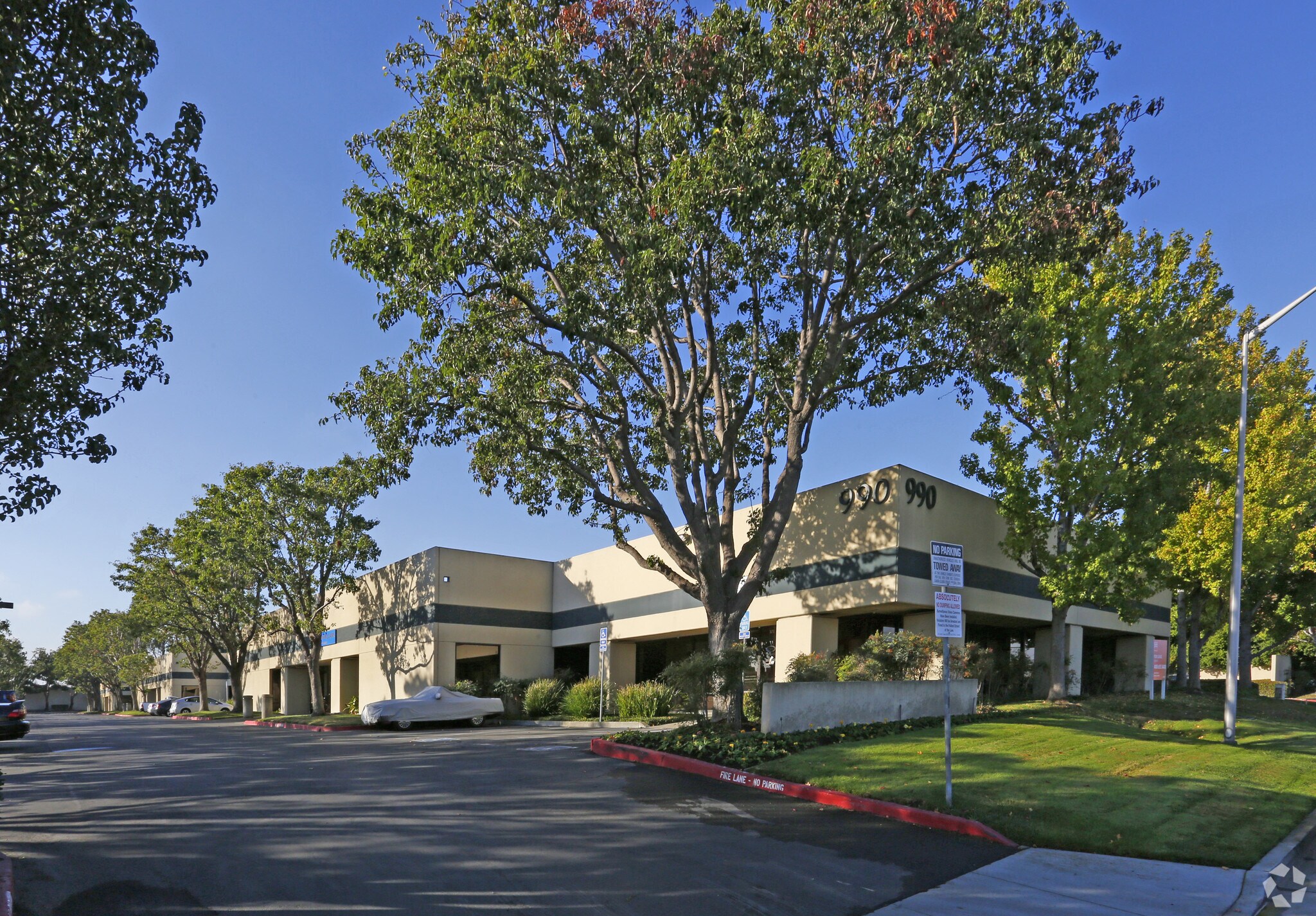 990 Richard Ave, Santa Clara, CA à louer Photo du bâtiment- Image 1 de 3