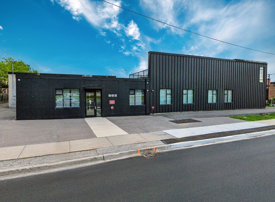 883 Islington Ave, Toronto, ON for lease Building Photo- Image 1 of 4
