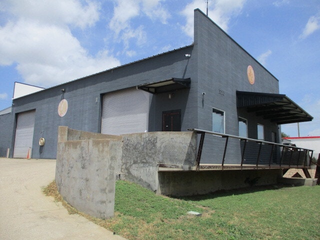 3212 S Main St, Fort Worth, TX for sale - Building Photo - Image 2 of 11