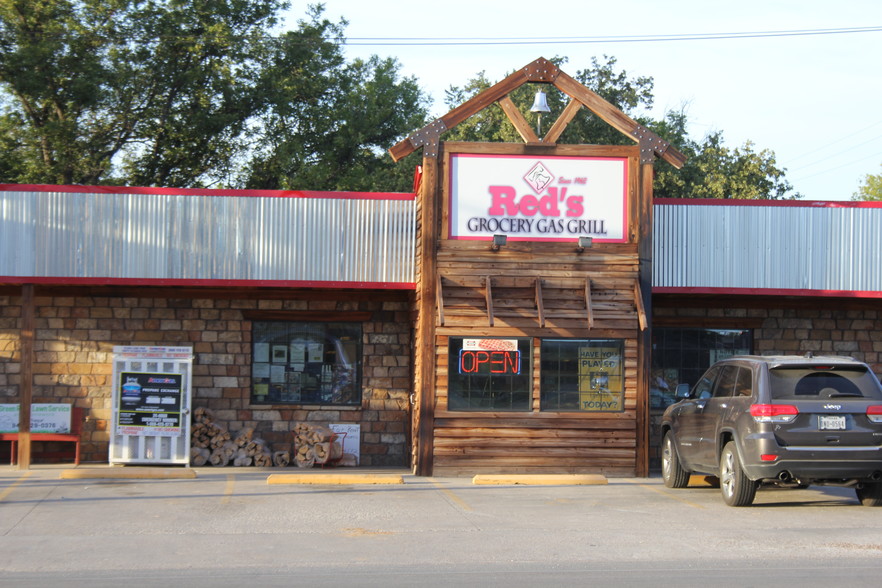 606 Cedar St, Palo Pinto, TX à vendre - Photo du bâtiment - Image 1 de 1