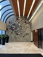 6100 Glades Rd, Boca Raton, FL à louer Photo intérieure- Image 2 de 11