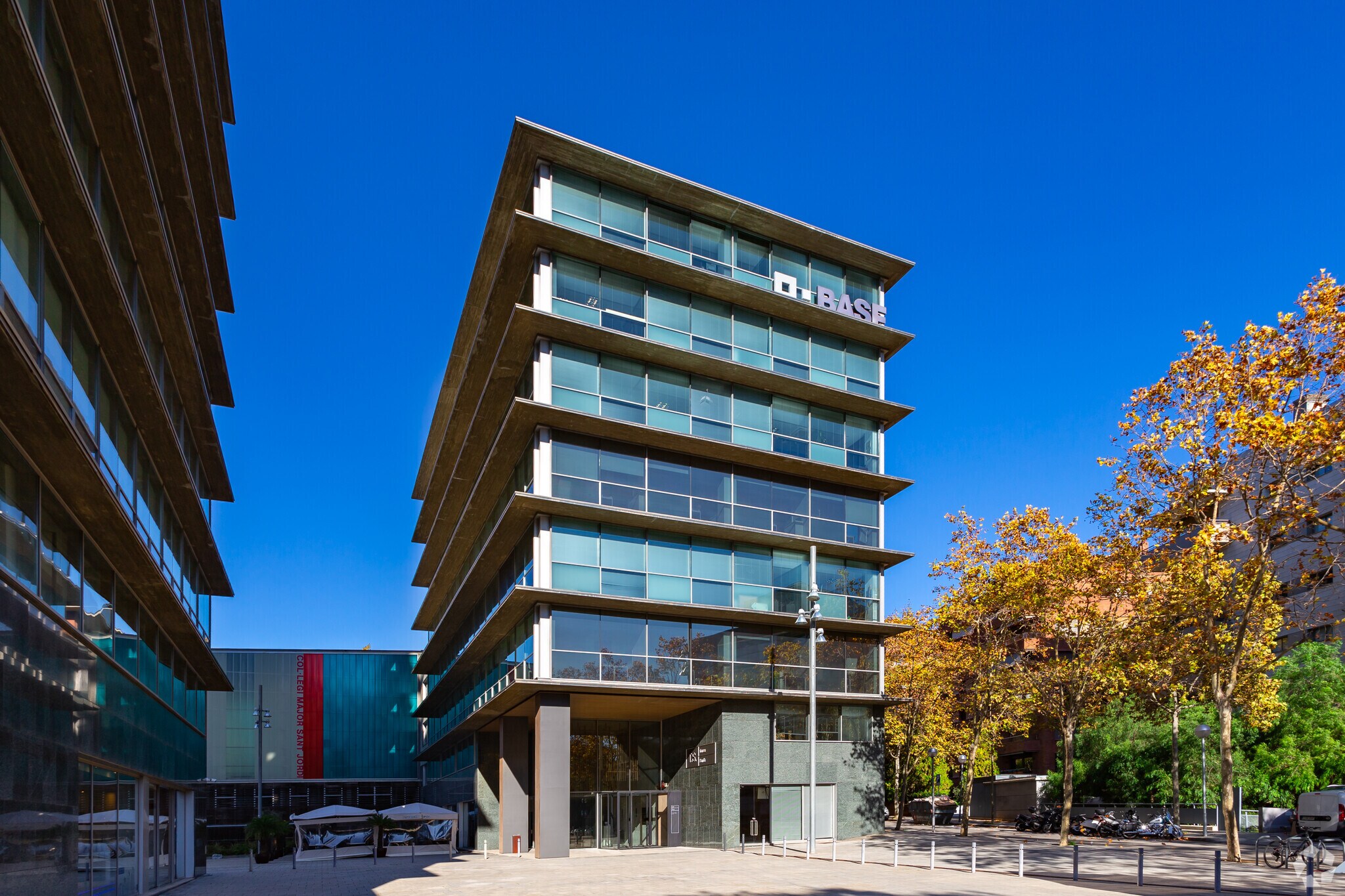 Carrer de Can Ràbia, 3, Barcelona, Barcelona for lease Primary Photo- Image 1 of 3