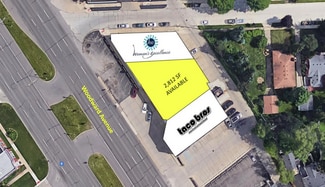 Plus de détails pour 32538-32552 Woodward Ave, Royal Oak, MI - Bureau/Commerce de détail à louer