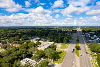 905-959 E Brandon Blvd, Brandon, FL - AERIAL  map view