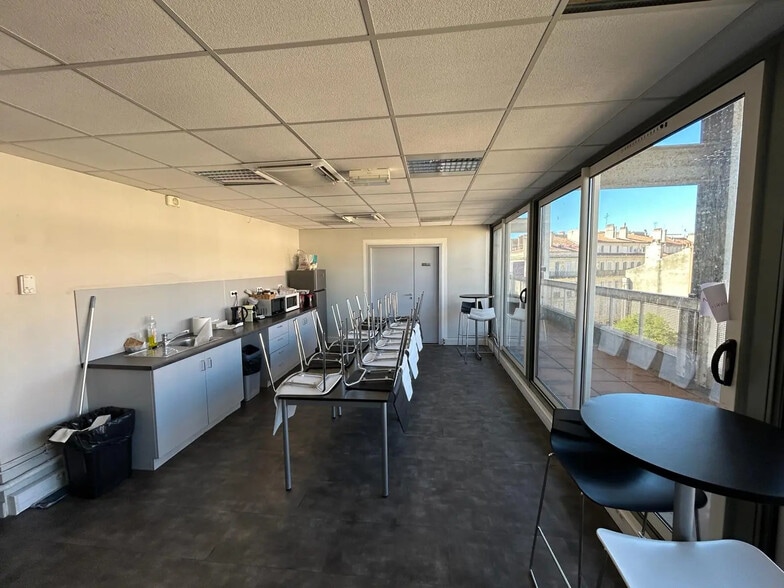 Rue Sainte Barbe, Marseille for lease - Building Photo - Image 2 of 8