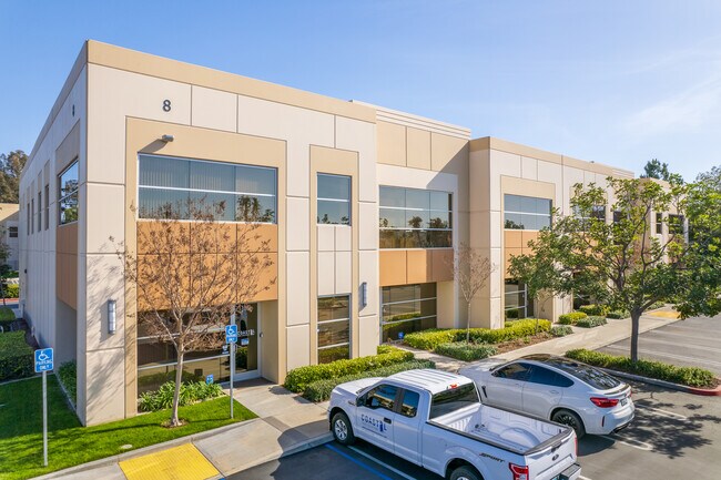 Plus de détails pour 8 Goodyear, Irvine, CA - Local d'activités à louer