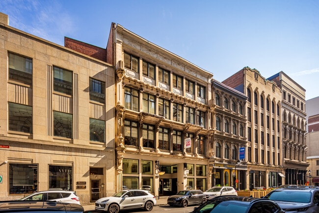 Plus de détails pour 358-362 Rue Notre-Dame O, Montréal, QC - Bureau à louer