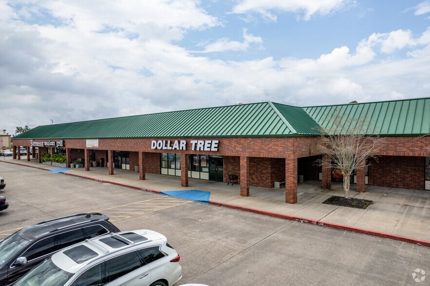 14001-14065 Delany Rd, La Marque, TX for lease - Building Photo - Image 2 of 30