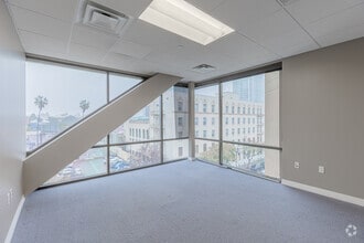 925 B St, San Diego, CA for sale Interior Photo- Image 2 of 5