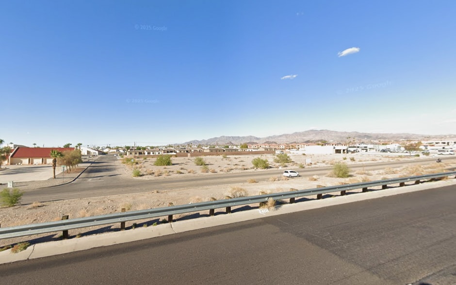 3167 Maricopa Ave, Lake Havasu City, AZ for lease - Building Photo - Image 1 of 6