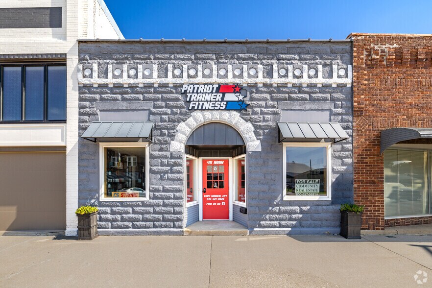 411 Main St, Coon Rapids, IA à vendre - Photo principale - Image 1 de 2
