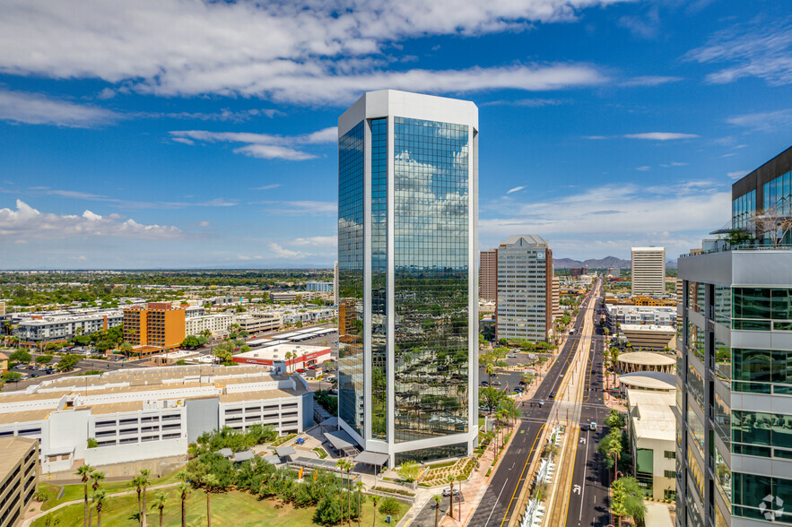 3300 N Central Ave, Phoenix, AZ for lease - Building Photo - Image 1 of 18