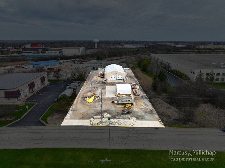 500 Rose Rd, Lake Zurich, IL for sale - Building Photo - Image 2 of 5
