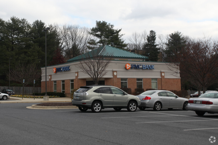 4749 Sangamore Rd, Bethesda, MD for lease - Building Photo - Image 2 of 3