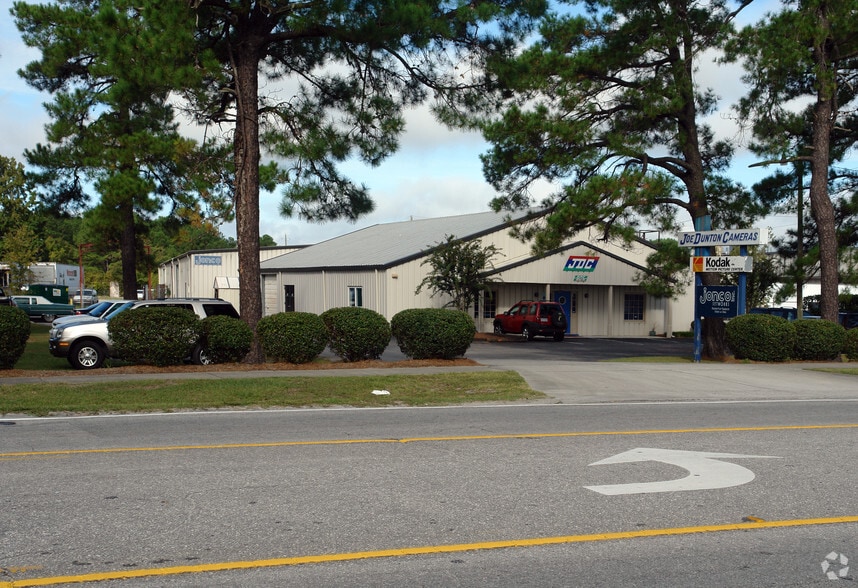 905 N 23rd St, Wilmington, NC for lease - Primary Photo - Image 1 of 2