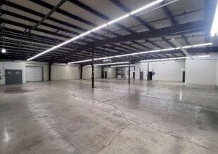 1700 Landmark Rd, Aurora, IL à louer Photo intérieure- Image 1 de 16