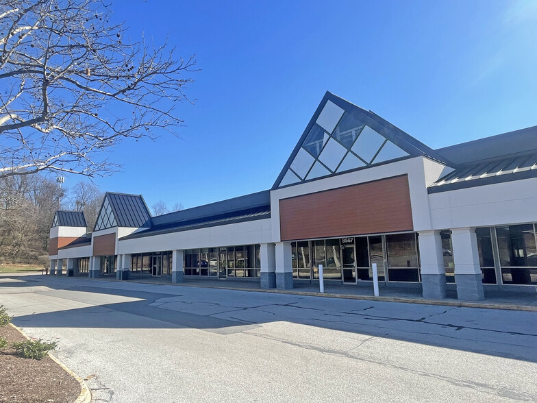 8511-8585 Landover Rd, Landover, MD for lease - Building Photo - Image 1 of 11