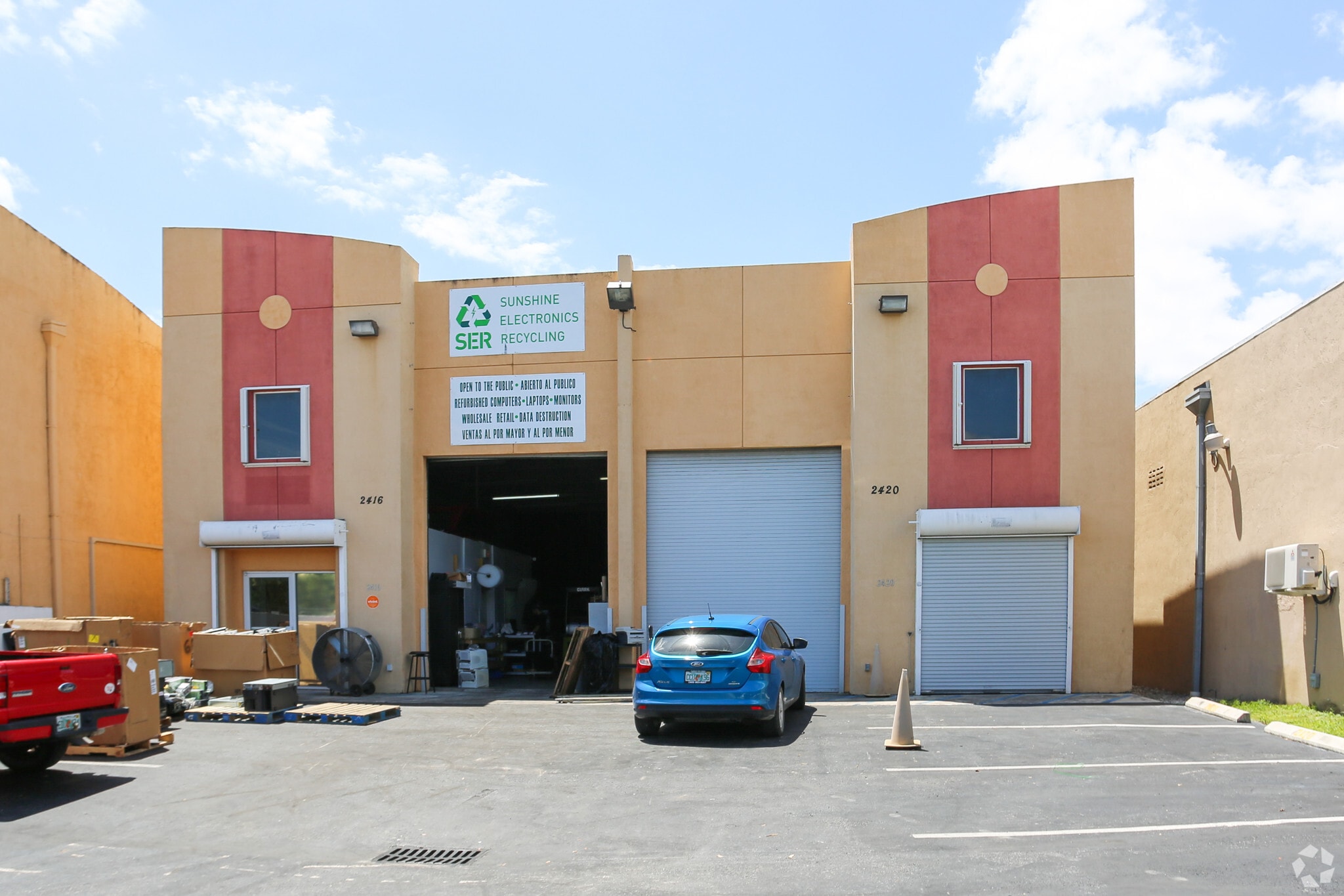 2416-2420 W 78th St, Hialeah, FL for lease Primary Photo- Image 1 of 3