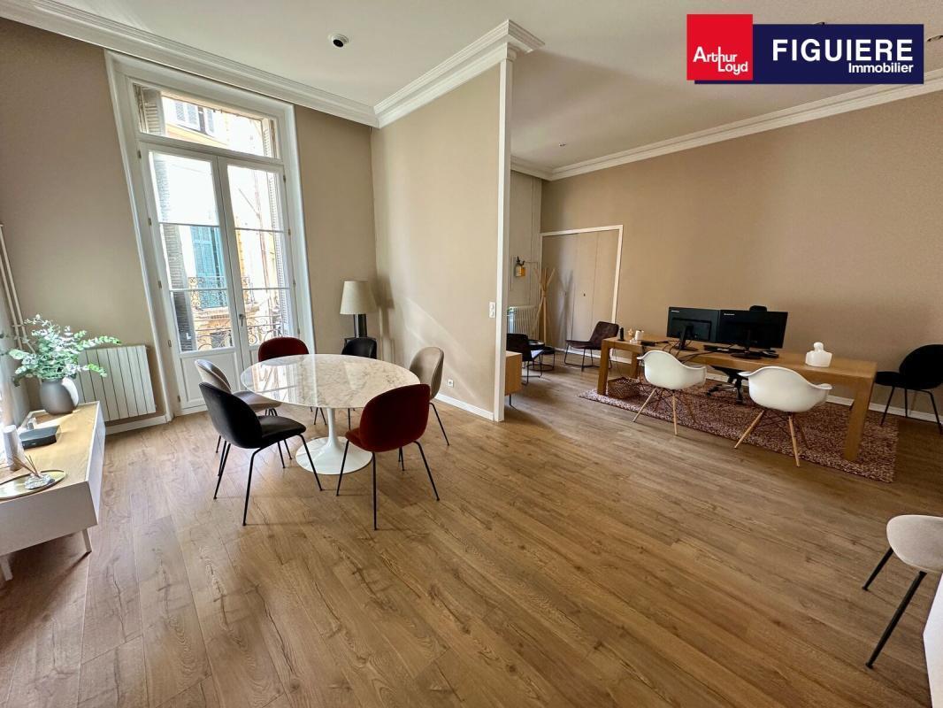 13 Rue Aude, Aix-en-Provence for lease Interior Photo- Image 1 of 12