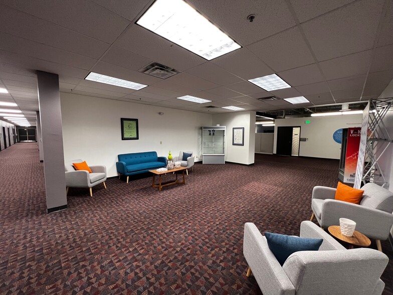 2221 E Bijou St, Colorado Springs, CO for lease - Interior Photo - Image 2 of 16