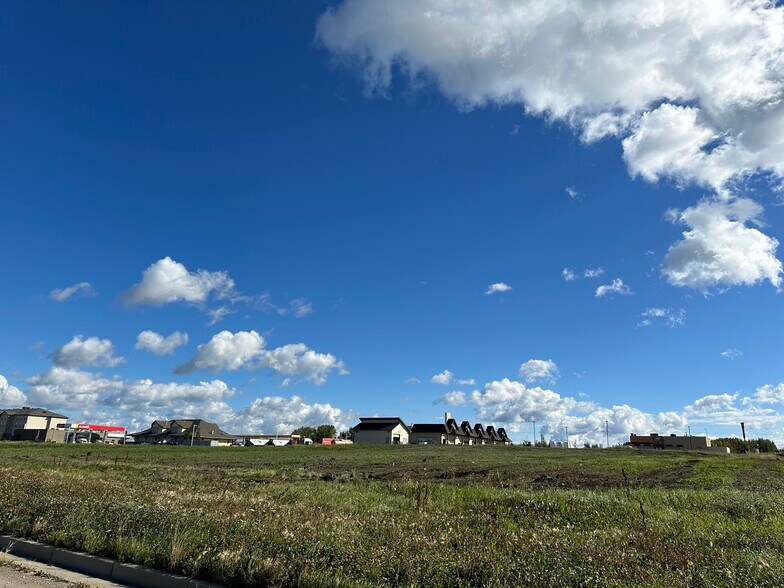 3801 52 Street, Valleyview, AB à vendre - Photo du bâtiment - Image 3 de 5