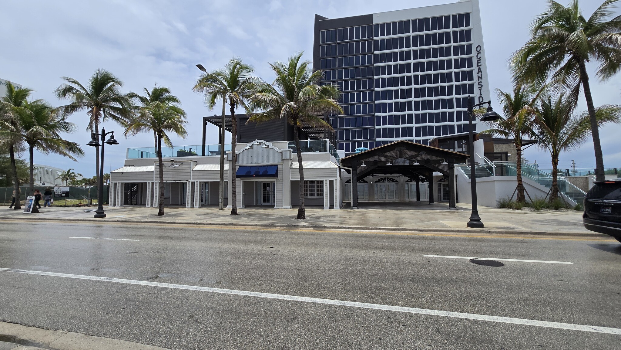 429 S Atlantic Blvd, Fort Lauderdale, FL for lease Building Photo- Image 1 of 5