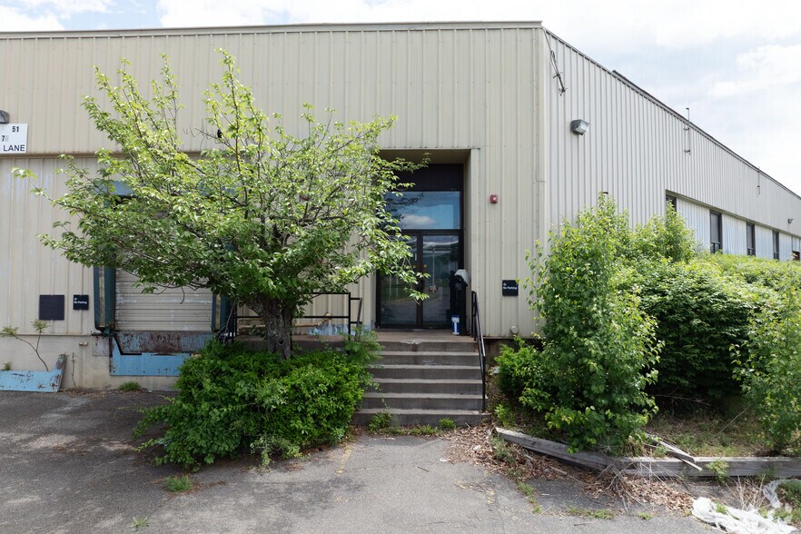 80-88 Boices Ln, Kingston, NY à louer - Photo du bâtiment - Image 2 de 20