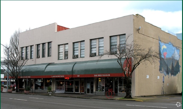 174-188 NE Commercial St, Salem, OR for lease - Building Photo - Image 2 of 8