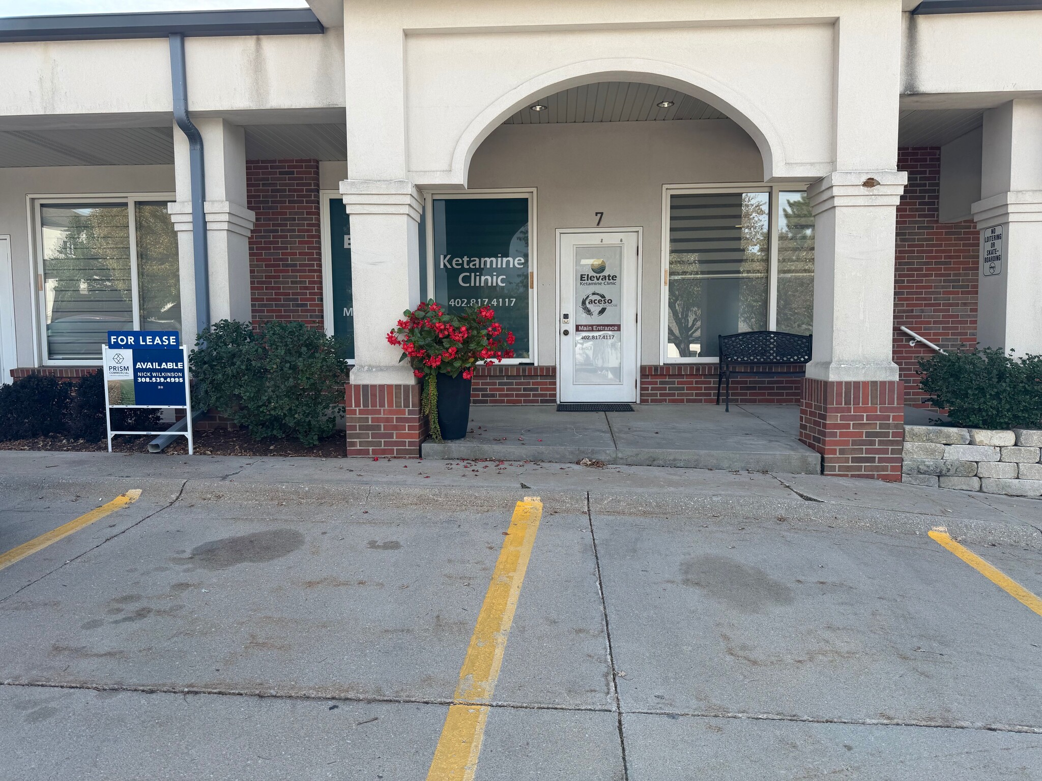 7160 S 29th St, Lincoln, NE for lease Interior Photo- Image 1 of 12