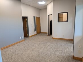 181 W Boardwalk Dr, Fort Collins, CO for lease Interior Photo- Image 2 of 8