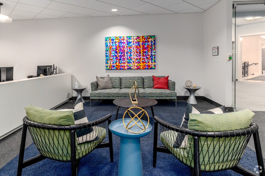 2015 Ayrsley Town Blvd, Charlotte, NC à louer - Photo intérieure - Image 2 de 18