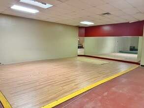 3841-3845 NW 10th St, Oklahoma City, OK for sale Interior Photo- Image 2 of 9