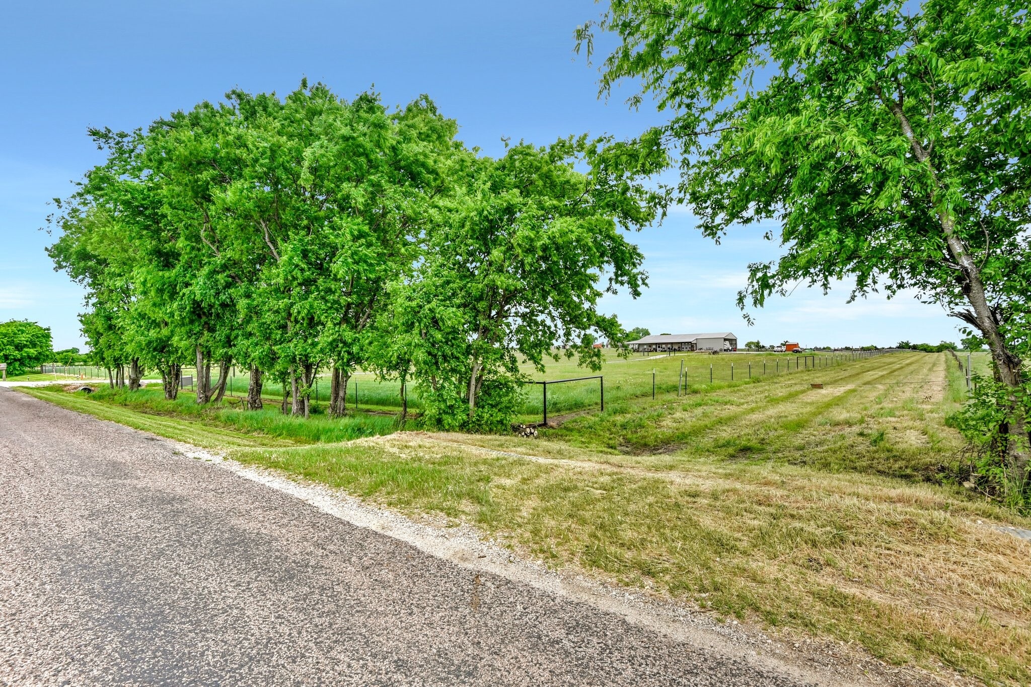 TBD Airport Rd rd, Tioga, TX for sale Primary Photo- Image 1 of 29