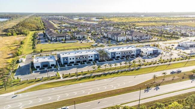 Plus de détails pour 11850-11880 Cheeca Ct, Fort Myers, FL - Plusieurs types d'espaces à louer