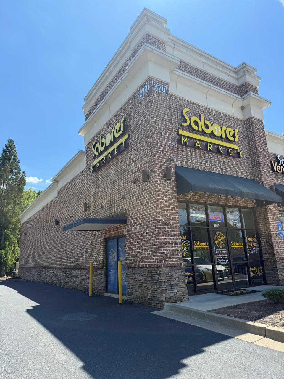 270 St. Claire Dr, Alpharetta, GA for lease Building Photo- Image 1 of 8