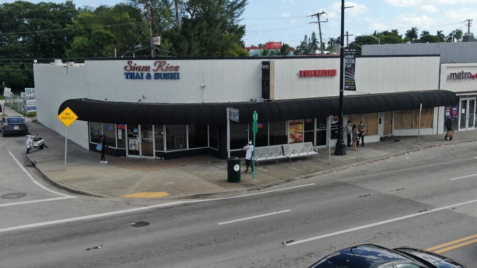 7935 Biscayne Blvd, Miami, FL for lease - Primary Photo - Image 1 of 8