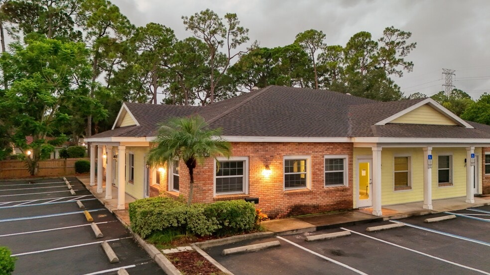2655 State Road 580, Clearwater, FL for lease - Building Photo - Image 1 of 9