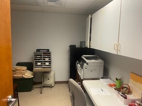 1140-1141 Quincy Ave, Dunmore, PA for lease Interior Photo- Image 2 of 12