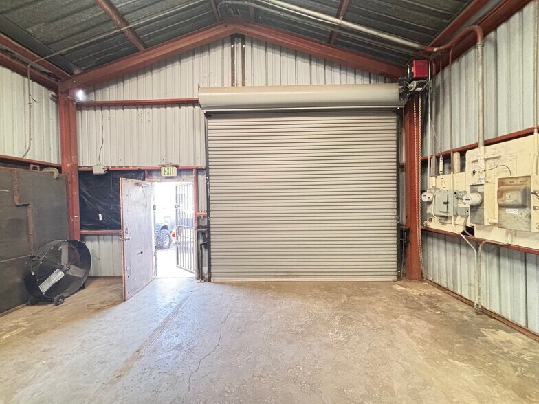 1359 Van Dyke Ave, San Francisco, CA à vendre - Photo du bâtiment - Image 3 de 5