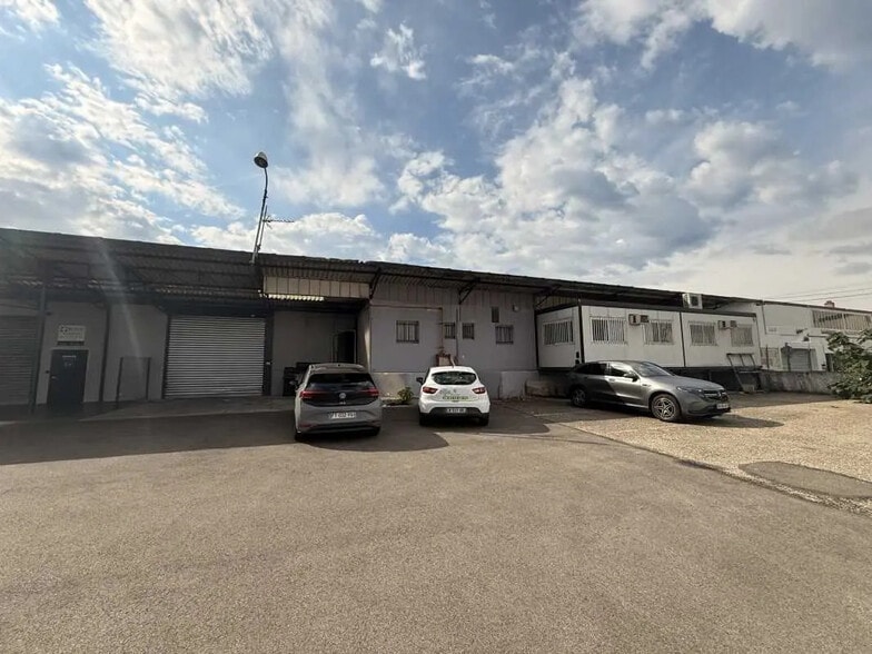 Flex in Villeurbanne for lease - Building Photo - Image 1 of 20