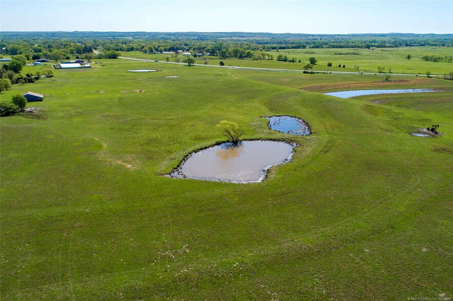 9136 Highway 9, Dustin, OK à vendre - Photo principale - Image 1 de 1