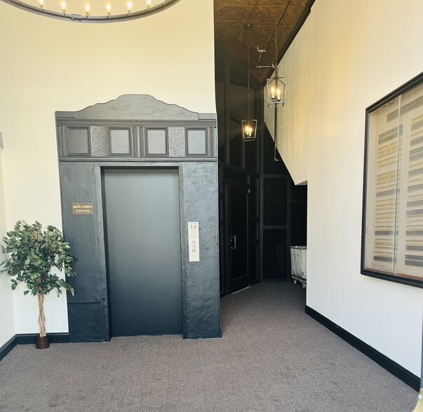 3638 University Ave, Riverside, CA for lease - Lobby - Image 2 of 16