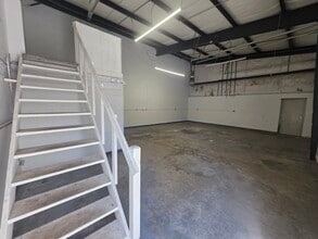 13909 Meridian Ave E, Puyallup, WA for lease Interior Photo- Image 2 of 8