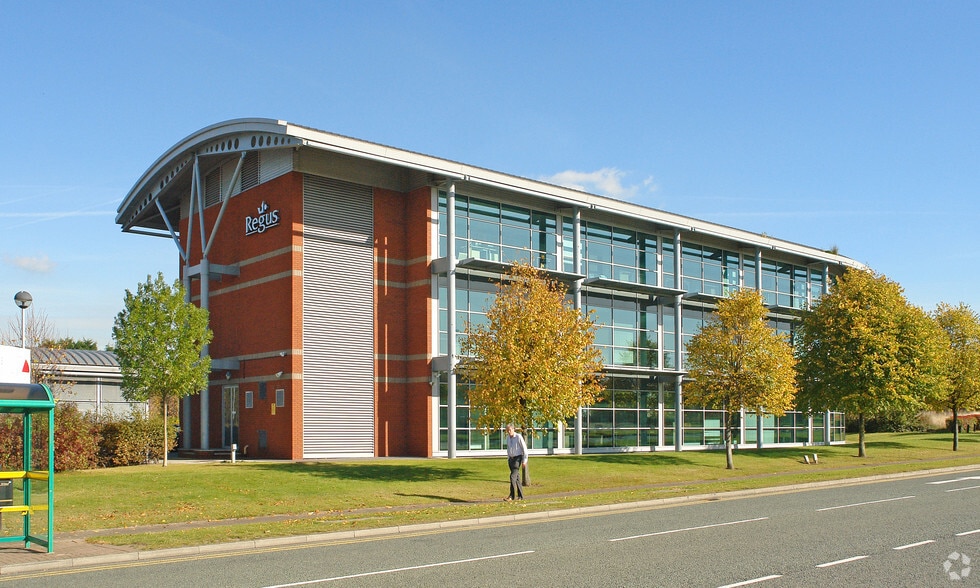 Herons Way, Chester for lease - Building Photo - Image 3 of 11