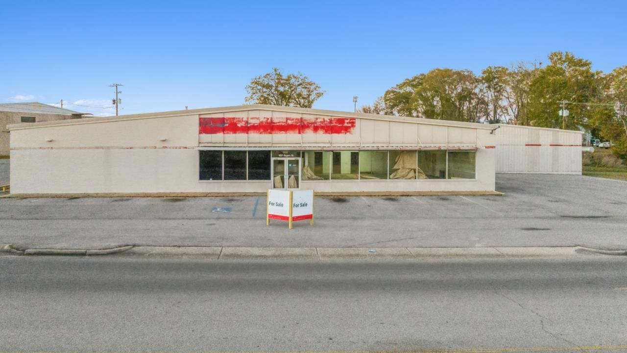 1021 Rogers St, Laurel, MS for sale Primary Photo- Image 1 of 22