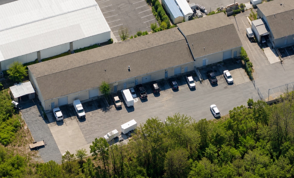 1032 Central Dr NW, Concord, NC for sale - Building Photo - Image 2 of 5