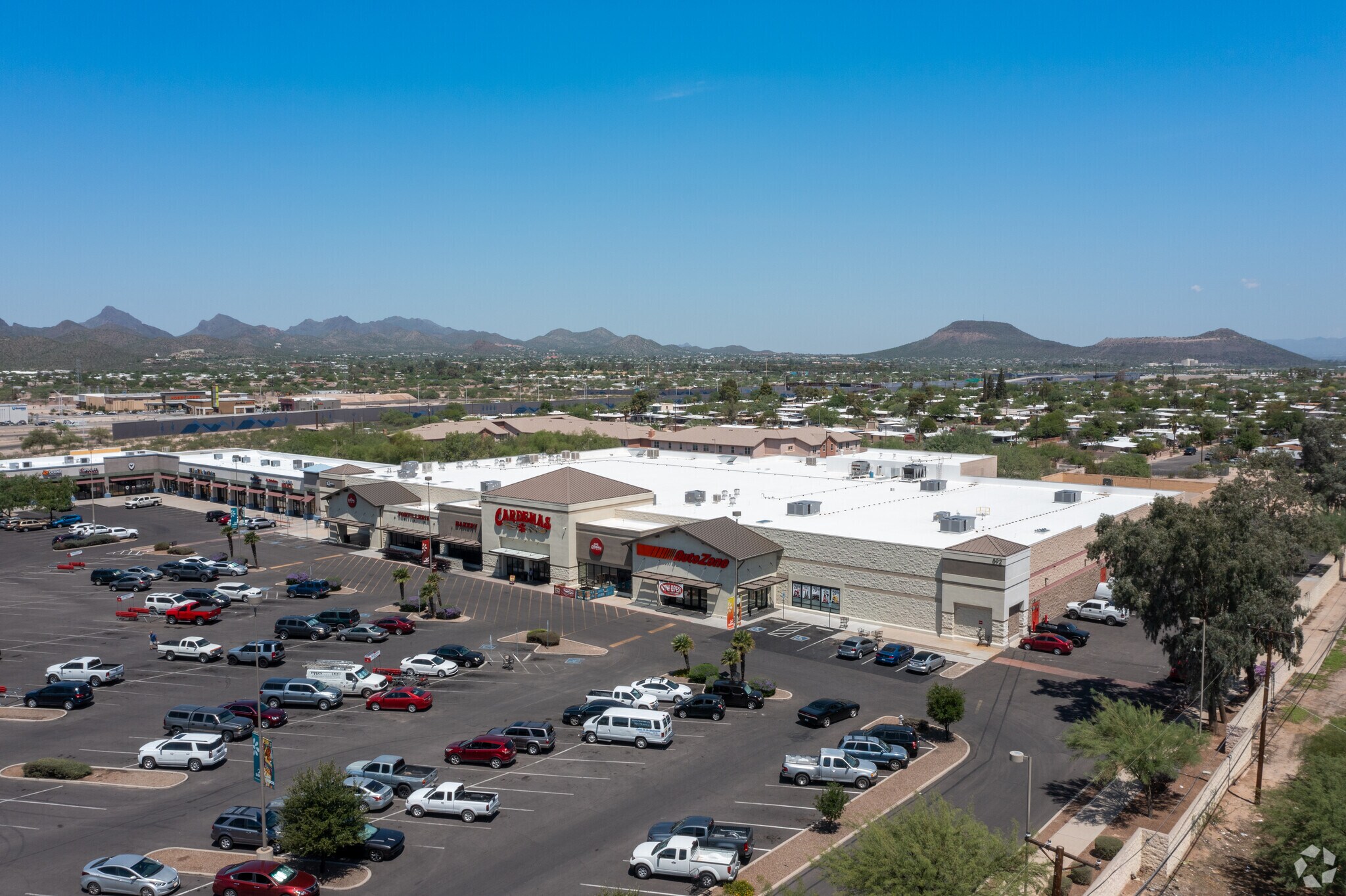 902 W Irvington Rd, Tucson, AZ for lease Primary Photo- Image 1 of 4