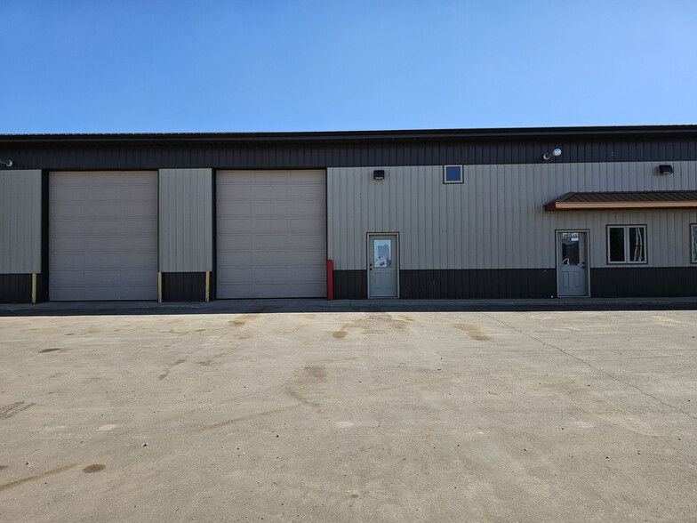 47001 Mona St, Tea, SD à louer - Photo du bâtiment - Image 3 de 8